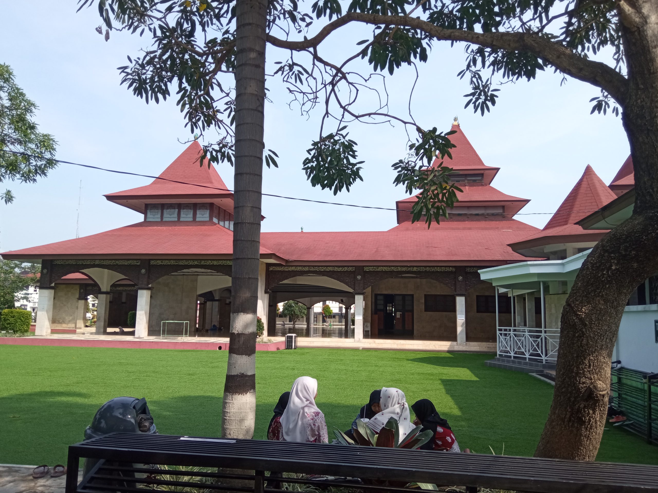 Wajah Baru Masjid Agung Indramayu, Tempat Bersejarah yang Ramah Anak Wajah Baru Masjid Agung Indramayu, Tempat Bersejarah yang Ramah Anak