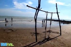 Berkunjung ke Pantai Tirta Ayu Indramayu Serasa Liburan ke Bali