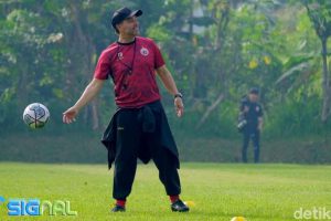 Thomas Doll Justru Senang Persija Kebagian Main Malam di Liga 1