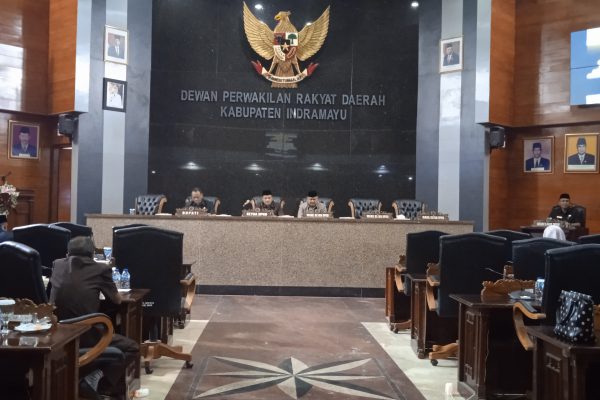 Fraksi-fraksi DPRD Indramayu Sampaikan Pandangan Umum atas Penjelasan Bupati Terhadap LPP APBD 2022