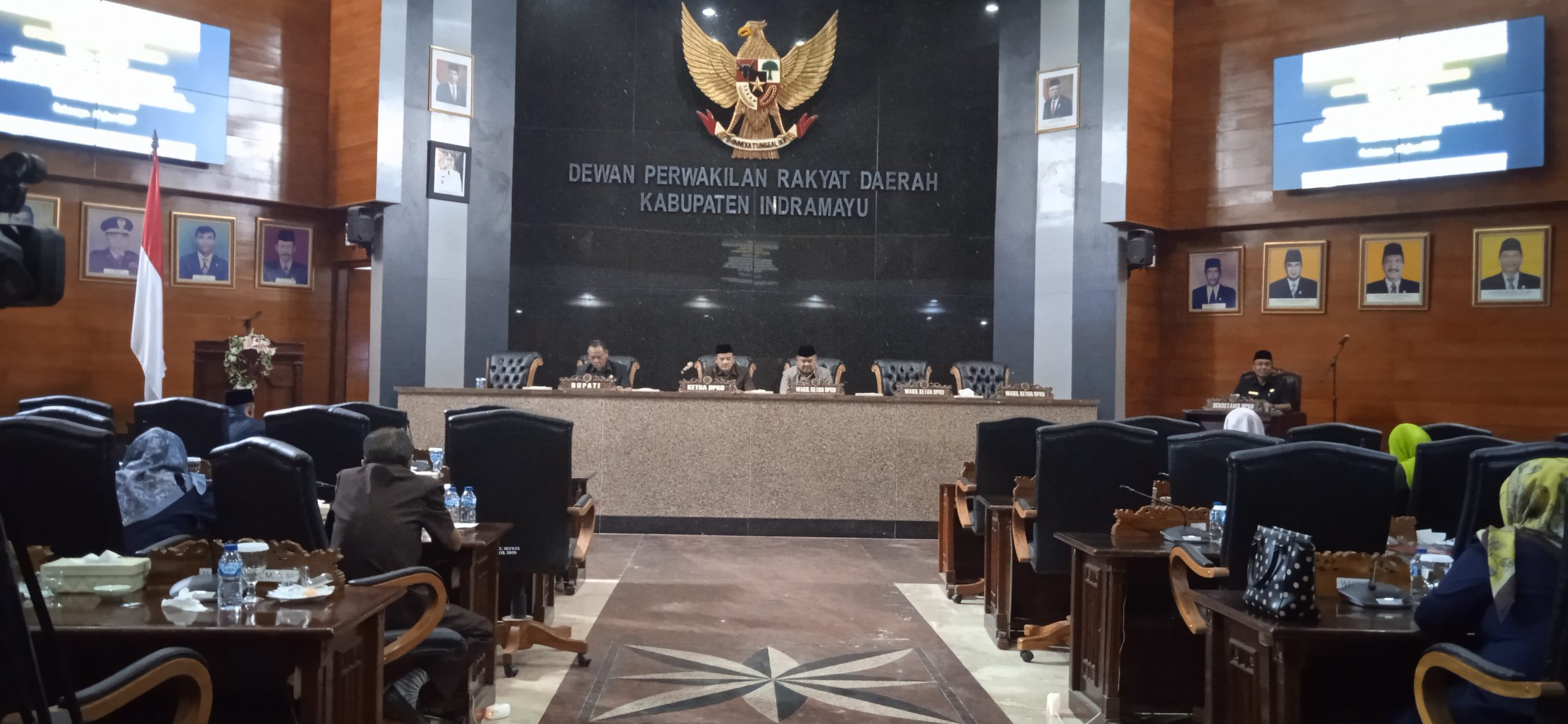 Fraksi-fraksi DPRD Indramayu Sampaikan Pandangan Umum atas Penjelasan Bupati Terhadap LPP APBD 2022