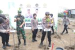 Peduli Lingkungan, Kapolres Indramayu Tanam Pohon Bersama Forkopimda dan Masyarakat