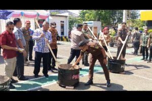 Kejaksaan Negeri Indramayu Musnahkan BB, Mulai dari Sajam Hingga Ribuan Butir Obat Terlarang