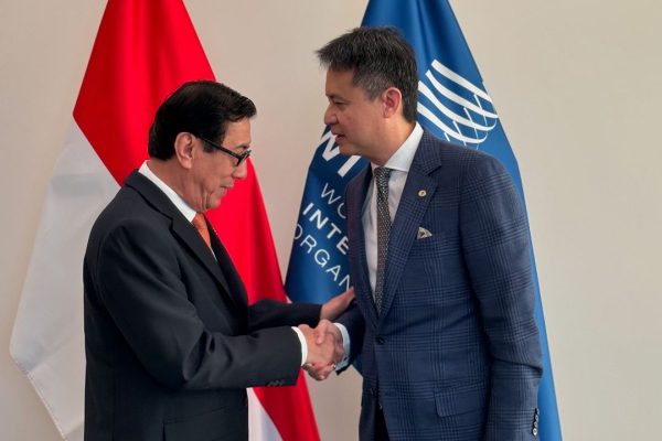 Menkumham Tanda Tangan Traktat Internasional tentang Sumber Daya Genetik dan Pengetahuan Tradisional