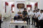 Kejari Teken MoU dengan Seluruh SKPD di Kabupaten Indramayu