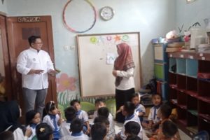 Monitoring Pelaksanaan Kampanye Stop Bullying, Camat Terisi Kunjungi Sekolah di Desa Jatimulya Monitoring Pelaksanaan Kampanye Stop Bullying, Camat Terisi Kunjungi Sekolah di Desa Jatimulya