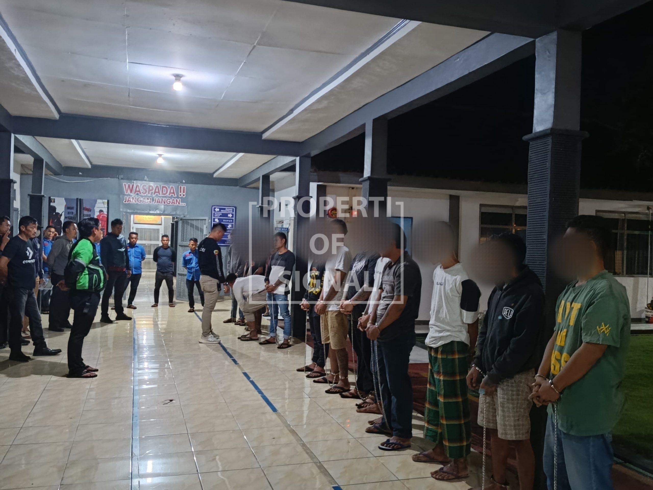 Cegah Gangguan Kamtib & Over Kapasitas, Lapas Indramayu Pindahkan 13 Orang WBP Cegah Gangguan Kamtib & Over Kapasitas, Lapas Indramayu Pindahkan 13 Orang WBP