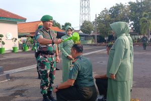 Kodim 0616/Indramayu Gelar Upacara Tradisi Corp Sambut Perwira Baru Kodim 0616/Indramayu Gelar Upacara Tradisi Corp Sambut Perwira Baru