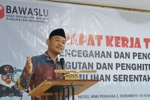 Persiapan Pengawasan Tahapan Pemungutan dan Penghitungan Suara, Bawaslu Indramayu Bekali Panwascam. Persiapan Pengawasan Tahapan Pemungutan dan Penghitungan Suara, Bawaslu Indramayu Bekali Panwascam.