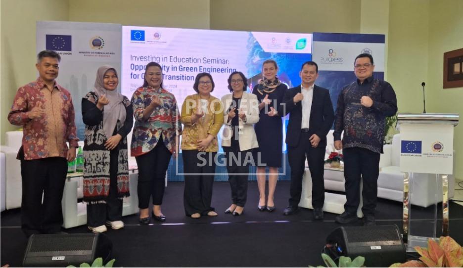 Putra Indramayu Jadi Narasumber Seminar Green Jobs yang Digelar Kemenlu RI & Uni Eropa Putra Indramayu Jadi Narasumber Seminar Green Jobs yang Digelar Kemenlu RI & Uni Eropa