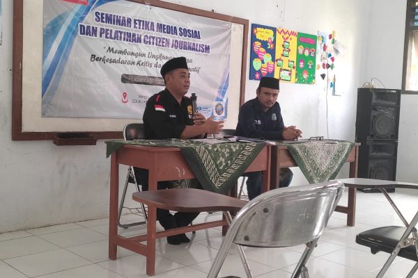 Prapanca Nusantara Gelar Seminar “Etika Media Sosial & Pelatihan Citizen Journalism” Gandeng IWO & PBH Peradi