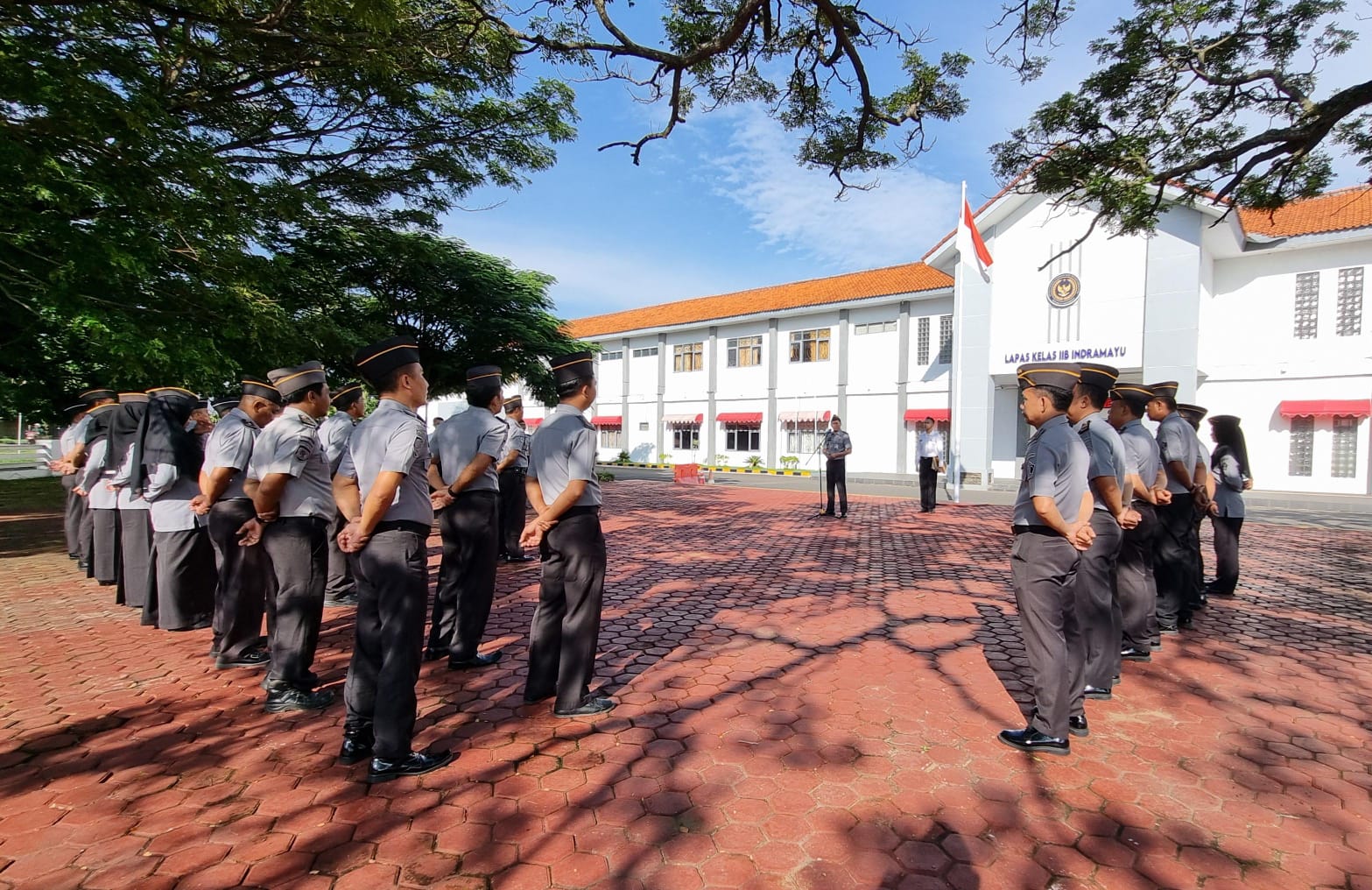 Kalapas Indramayu Ingatkan Kembali Fokus Pelaksanaan Tugas Pasca Libur Lebaran Kalapas Indramayu Ingatkan Kembali Fokus Pelaksanaan Tugas Pasca Libur Lebaran