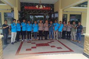 Kolaborasi KNPI dan Kepolisian, Gotong Royong Dalam Menangani Kenakalan Remaja dan Kamtibmas. Kolaborasi KNPI dan Kepolisian, Gotong Royong Dalam Menangani Kenakalan Remaja dan Kamtibmas.