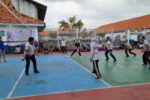 Pertandingan Voli Antara Petugas Dan Warga Binaan Tandai Dibukanya Porsenap Peringati Hari Bhakti Pemasyarakatan ke-61