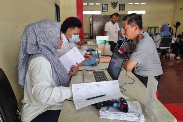 Lapas Indramayu Gelar Donor Darah Peringati Hari Bhakti Pemasyarakatan ke-61 Lapas Indramayu Gelar Donor Darah Peringati Hari Bhakti Pemasyarakatan ke-61