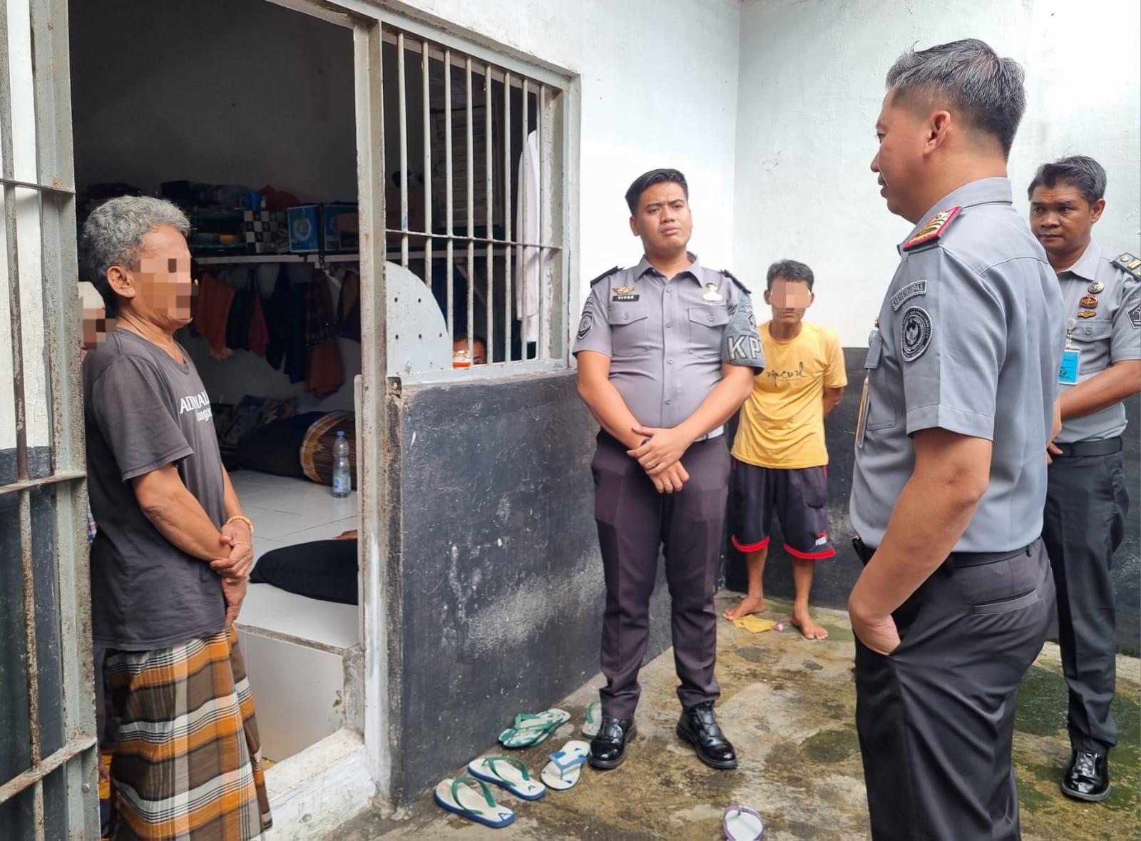 Kontrol Keliling, Kalapas Indramayu Sapa Warga Binaan Kontrol Keliling, Kalapas Indramayu Sapa Warga Binaan