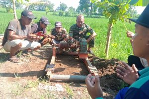 Antisipasi Kekurangan Air Bersih Saat Musim Kemarau, Tim Pusterad & BNPB Lakukan Pengeboran Sumur