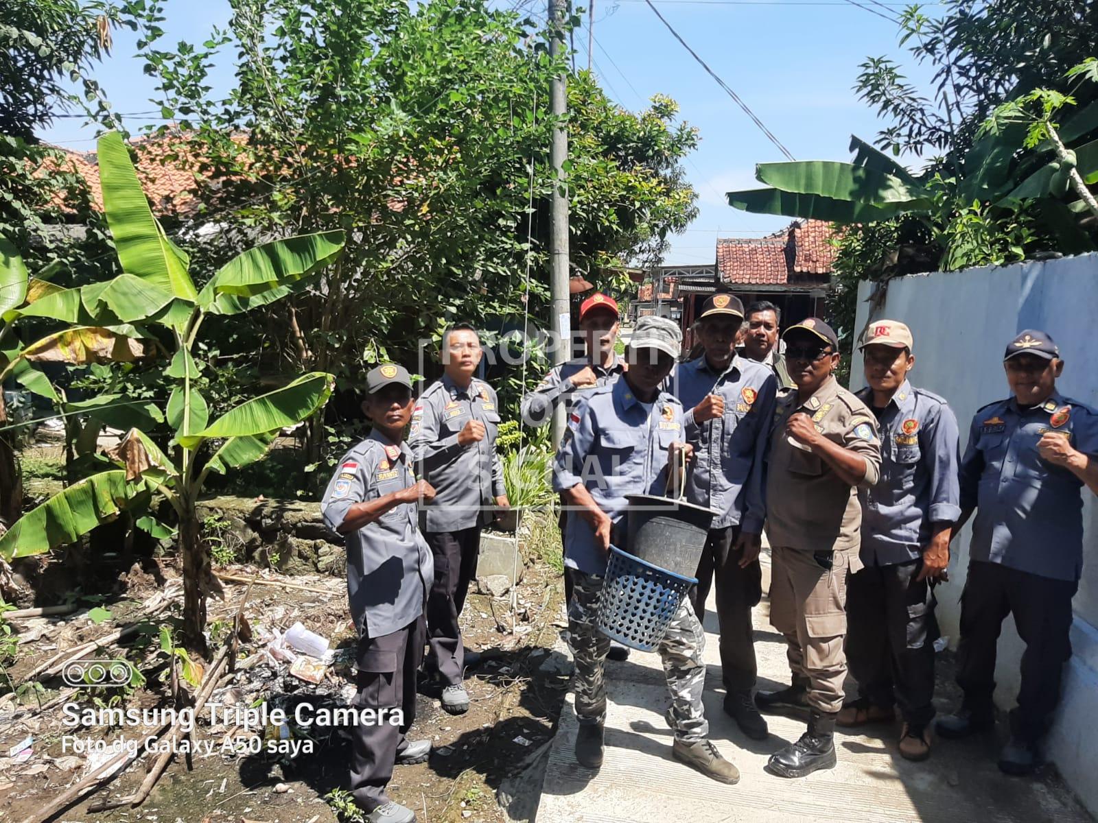 Satpol PP dan Damkar Indramayu Beri Pembinaan Satlinmas Desa di Kecamatan Bangodua Satpol PP dan Damkar Indramayu Beri Pembinaan Satlinmas Desa di Kecamatan Bangodua