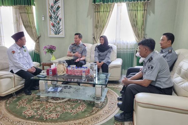 Perkuat Sinergi, Kalapas Indramayu Kunjungi Kemenag Kabupaten Indramayu