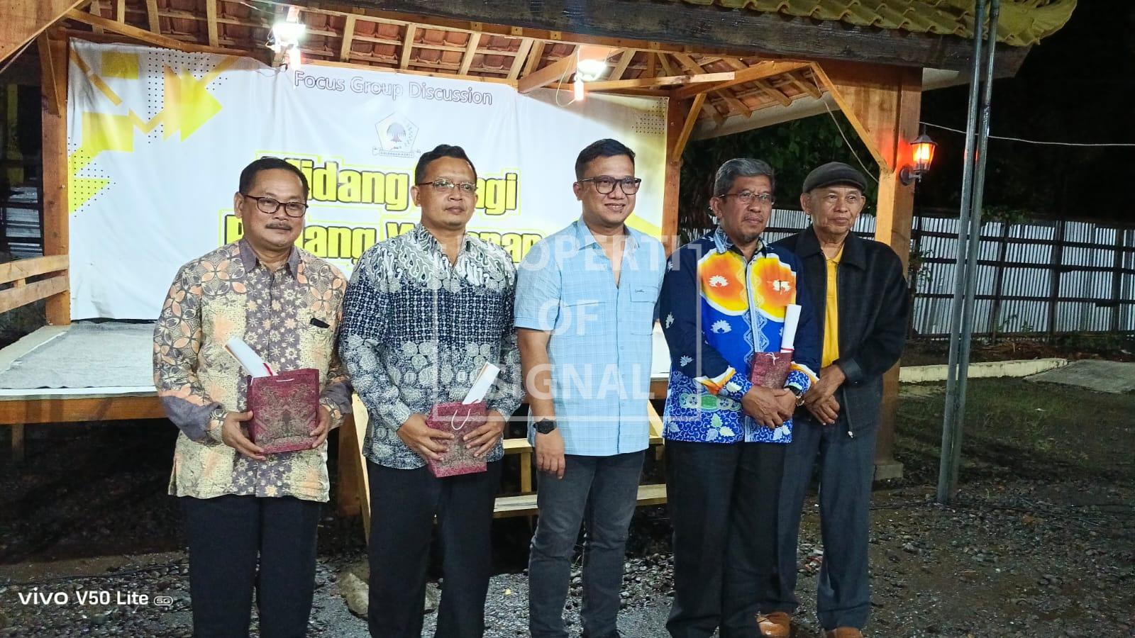 Midang Bengi Padang Wulanan Edisi Kelima: Konsen Pendidikan dan Sosial Kunci Atasi Kemiskinan Midang Bengi Padang Wulanan Edisi Kelima: Konsen Pendidikan dan Sosial Kunci Atasi Kemiskinan