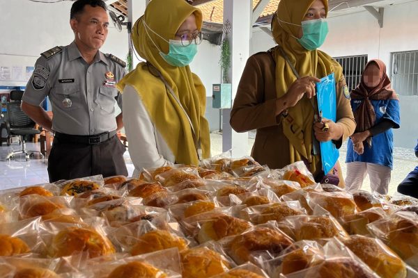 Lapas Indramayu Terima Kunjungan Inspeksi Kesehatan Lingkungan Jasa Boga, Dorong Hasilkan Produk UMKM Lewat Pendayagunaan Warga Binaan