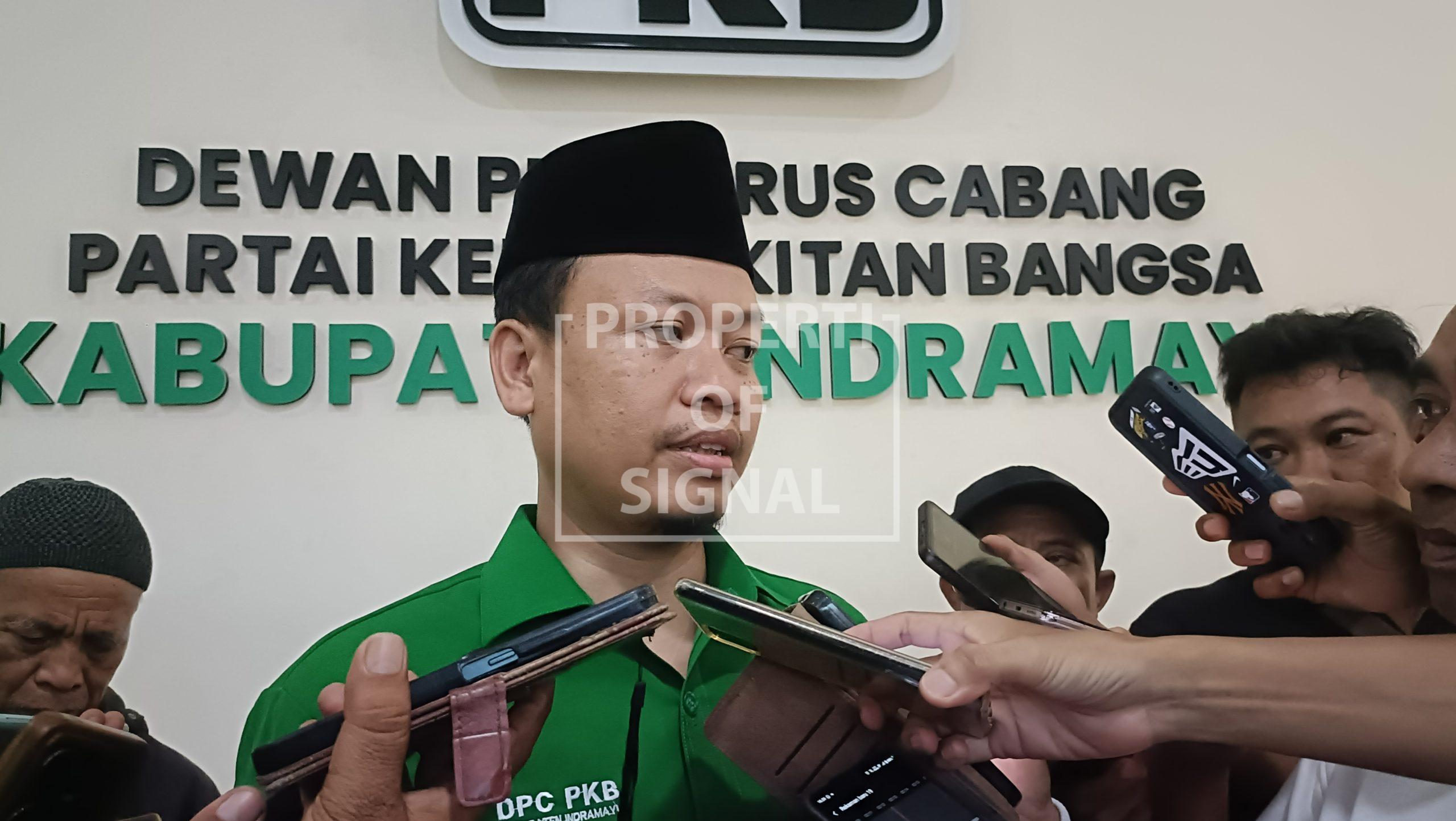 Diresmikan Gedung DPC PKB Indramayu. Amroni : Berdirinya Kantor Ini Menjadi Pusat Aspirasi Masyarakat Diresmikan Gedung DPC PKB Indramayu. Amroni : Berdirinya Kantor Ini Menjadi Pusat Aspirasi Masyarakat