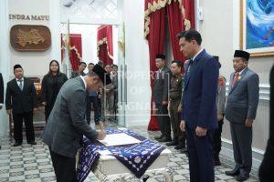 Direksi PT. BWI Tandatangani Kontrak Kerja di Hadapan Bupati Indramayu