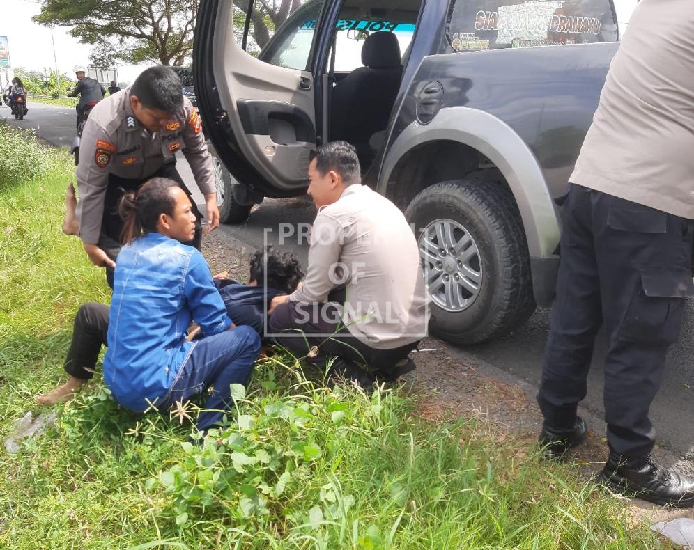 ODGJ Bawa Kabur Motor Ojol, Berakhir Damai di Polsek Juntinyuat Polres Indramayu ODGJ Bawa Kabur Motor Ojol, Berakhir Damai di Polsek Juntinyuat Polres Indramayu