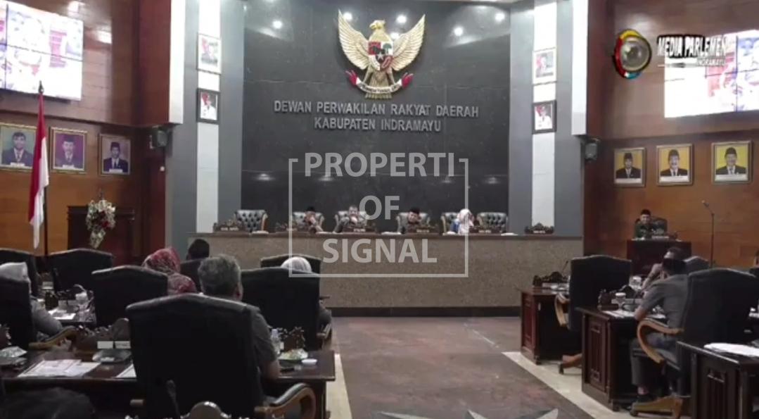 DPRD Indramayu Bahas Raperda Pengelolaan Sampah, Plt Kadis DLH : Kami Optimis Ada Pengurangan Volume Pengangkutan Sampah di TPA DPRD Indramayu Bahas Raperda Pengelolaan Sampah, Plt Kadis DLH : Kami Optimis Ada Pengurangan Volume Pengangkutan Sampah di TPA