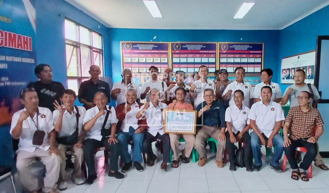 Rakor PWI Indramayu: Kami Tetap Solid, Tak Akan Terpengaruh Upaya Kudeta Rakor PWI Indramayu: Kami Tetap Solid, Tak Akan Terpengaruh Upaya Kudeta