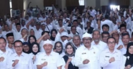 Koperasi Merah Putih Terbentuk, BUPATI : Mari Kita Wujudkan Program Peningkatan Kesejahteraan Rakyat Koperasi Merah Putih Terbentuk, BUPATI : Mari Kita Wujudkan Program Peningkatan Kesejahteraan Rakyat