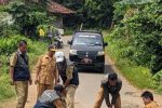 PT. BSM Bantu Penuh Perbaikan Rusaknya Jembatan Jalan Minajaya
