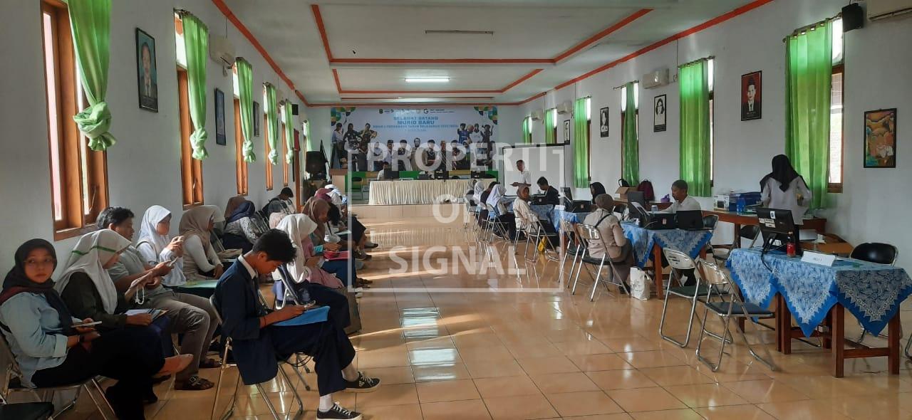 Gubernur Jawa Barat Tegaskan SPMB 2025 Bebas Titipan, SMAN 1 Indramayu Pastikan Proses Transparan dan Tersistem Gubernur Jawa Barat Tegaskan SPMB 2025 Bebas Titipan, SMAN 1 Indramayu Pastikan Proses Transparan dan Tersistem