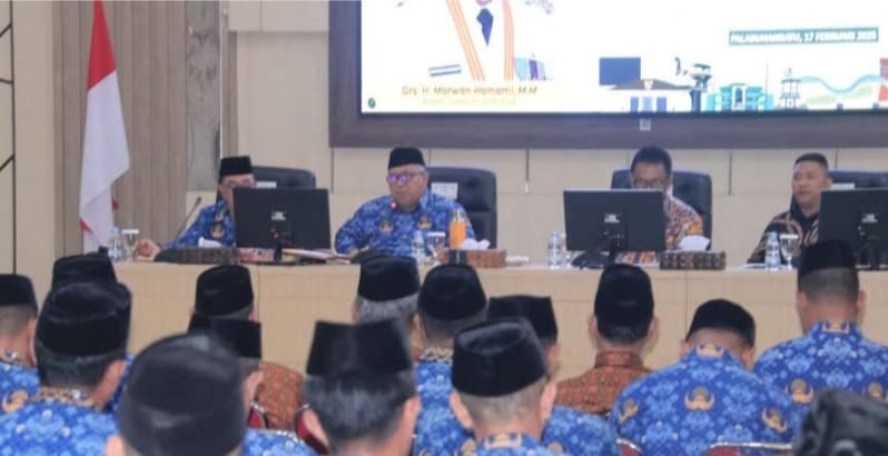 Bupati Marwan Minta Bupati dan Wakil Bupati Terpilih Lanjutkan Pembangunan Bupati Marwan Minta Bupati dan Wakil Bupati Terpilih Lanjutkan Pembangunan
