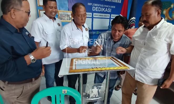 PWI Daerah Terkena Imbas, Gegara Dua Kepemimpinan Pengurus PWI Pusat Saling Klaim PWI Daerah Terkena Imbas, Gegara Dua Kepemimpinan Pengurus PWI Pusat Saling Klaim