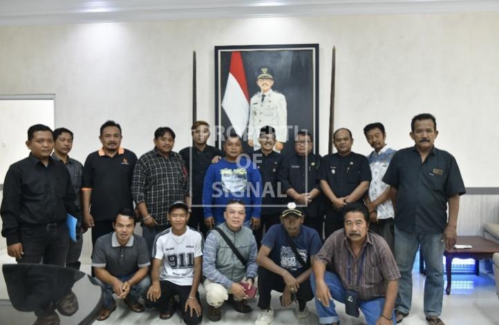 Wujudkan Pertanian Berkelanjutan, Wabup Indramayu Respons Curhatan Petani Kroya Wujudkan Pertanian Berkelanjutan, Wabup Indramayu Respons Curhatan Petani Kroya