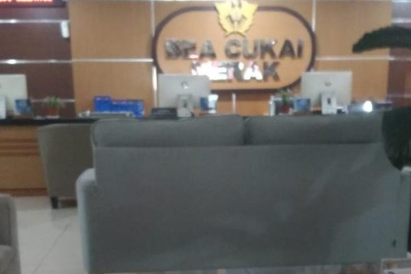 ‎140 Karton Rokok Ilegal dan Mobil Sitaan Diduga “Dilepas” Diam-Diam di Merak‎