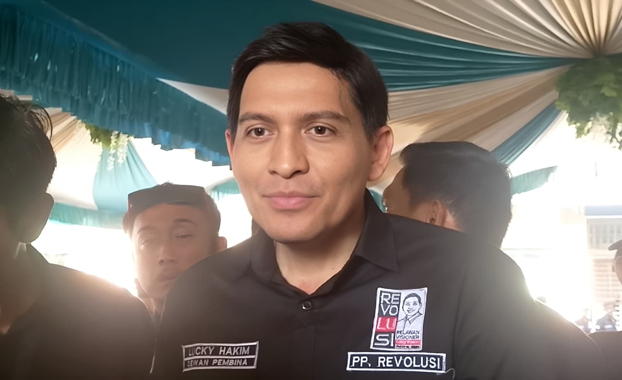 Ingin Masyarakat Lihat Langsung Kegiatan Bupati di Pendopo, Lucky Hakim Wacanakan Pasang Videotron di Alun-alun Indramayu Ingin Masyarakat Lihat Langsung Kegiatan Bupati di Pendopo, Lucky Hakim Wacanakan Pasang Videotron di Alun-alun Indramayu