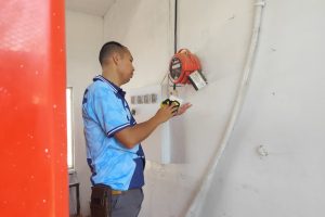Langkah Preventif Cegah Gangguan Kamtib, Lapas Indramayu Laksanakan Kontrol Keliling Area