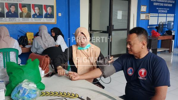 Cek Kesehatan Gratis Puskesmas Babadan Sasar Jurnalis di Indramayu Cek Kesehatan Gratis Puskesmas Babadan Sasar Jurnalis di Indramayu
