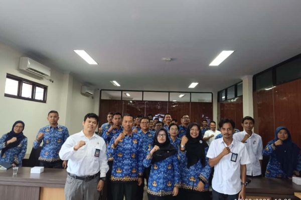 Diskominfo Indramayu Dorong Kualitas Data Melalui Sosialisasi Metadata Statistik