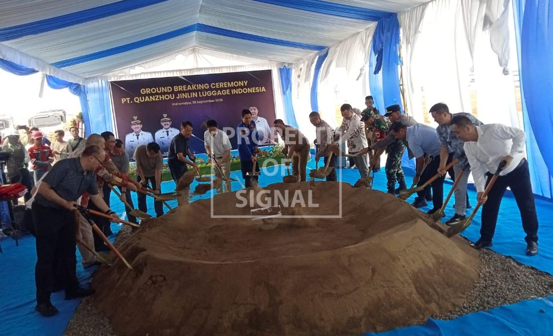 Ground Breaking Pabrik Koper Internasional di Indramayu, PT Quanzhou Jinlin Luggage Bakal Serap Ribuan Tenaga Kerja Lokal Ground Breaking Pabrik Koper Internasional di Indramayu, PT Quanzhou Jinlin Luggage Bakal Serap Ribuan Tenaga Kerja Lokal