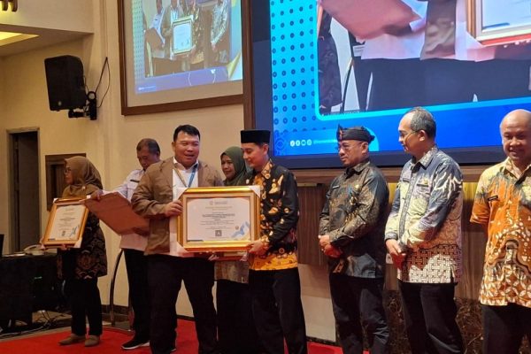 Fenomenal, Disduk-P3A Indramayu Raih 3 Penghargaan Bergengsi di Ajang Bangga Kencana Jawa Barat