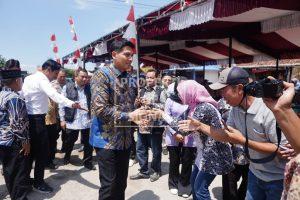 Kunjungi Wilayah Gantar, Bupati Lucky Hakim Perhatikan Daerah Perbatasan