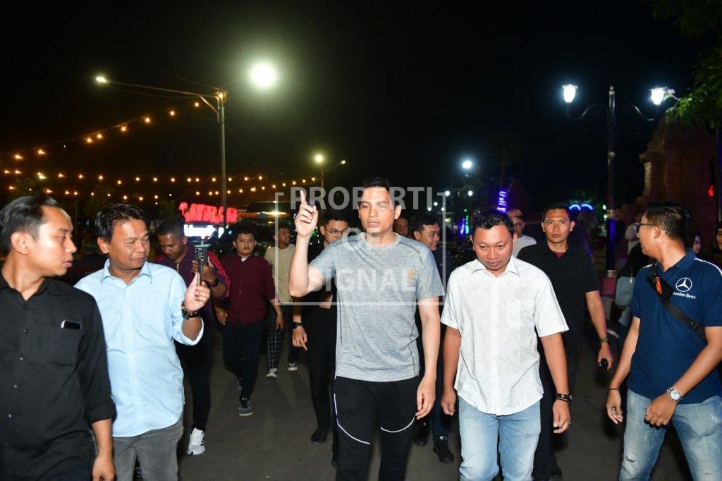 Car Free Night, “Catwalk-Nya” Pemuda, Bangkitkan Pelaku Usaha Kecil Car Free Night, “Catwalk-Nya” Pemuda, Bangkitkan Pelaku Usaha Kecil