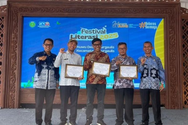 Dinilai Tertib dan Inovatif, Pengelolaan Arsip Desa Cangkingan Diapresiasi Dinas Perpus dan Arsip Kabupaten Indramayu