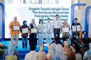 Keliling Kota Mangga, Ibu Wapres Ajak Warga Kembangkan Usaha dan Manfaatkan Medsos untuk Promosi