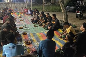 Anggota Satgas TMMD ke-126 Gelar Yasinan Bersama Warga Desa Longok Anggota Satgas TMMD ke-126 Gelar Yasinan Bersama Warga Desa Longok