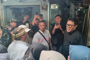Wakil Ketua DPRD Jabar Dorong Pemkab Hadir dalam Mediasi Polemik Pasar Wanguk Wakil Ketua DPRD Jabar Dorong Pemkab Hadir dalam Mediasi Polemik Pasar Wanguk