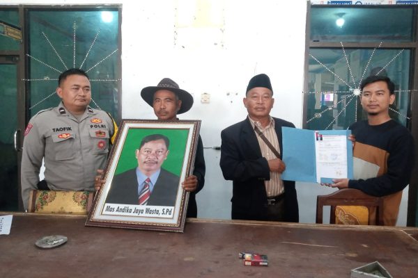 Dengan Niat Mengabdi, Kang Wasta Daftar Bacalon Kuwu Sukasari